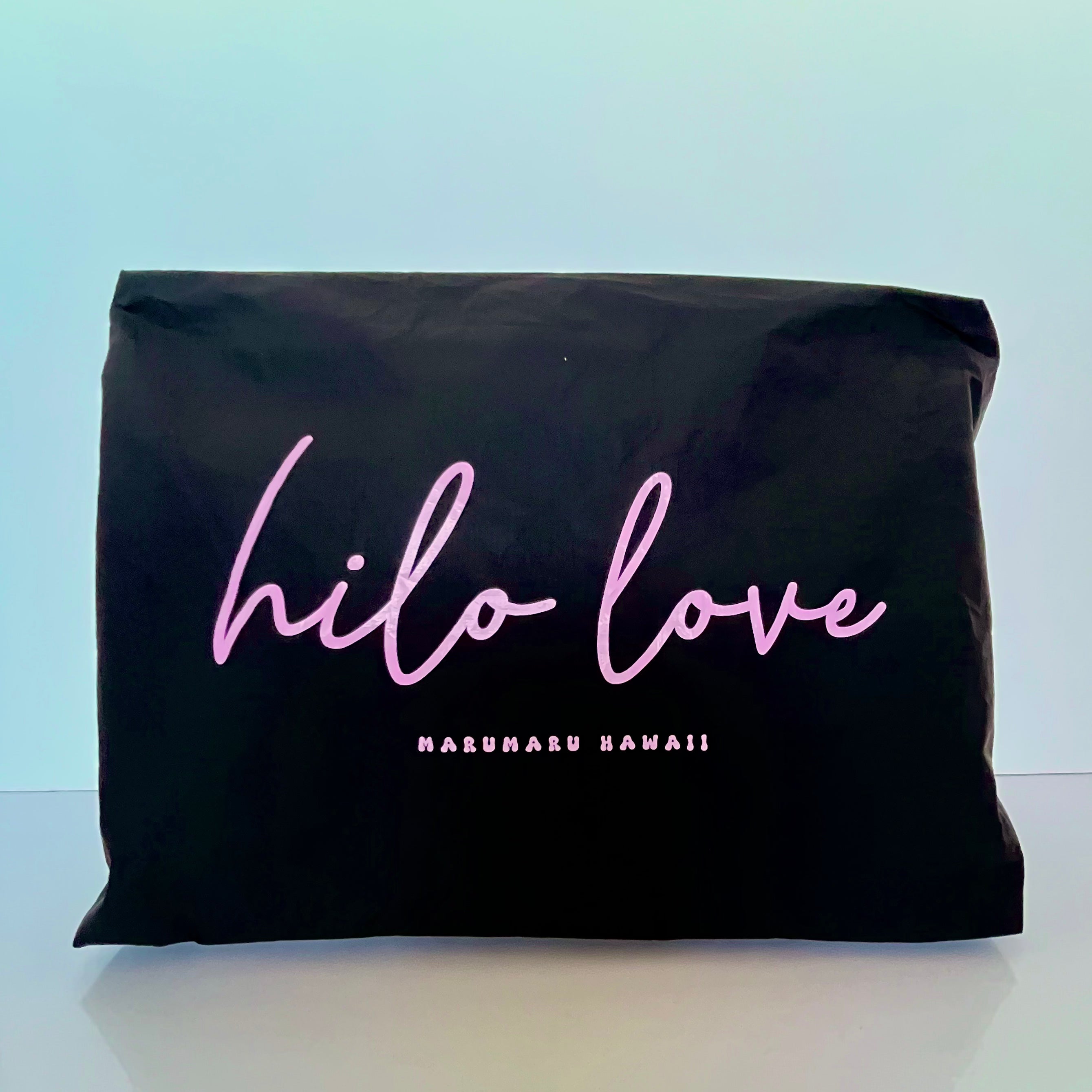"Hilo" Tyvek Zippered Pouch Bag